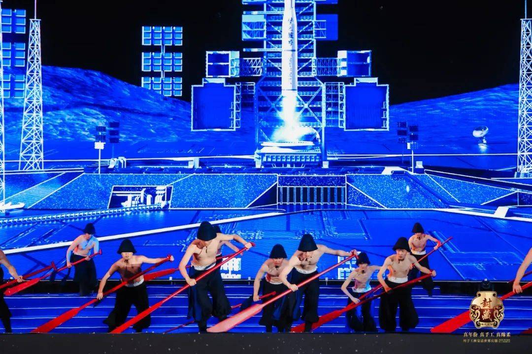 北疆牧歌新奏 奶业“犇”向未来——内蒙古奶业质量强链建设纪实(图11) 北疆牧歌新奏 奶业“犇”向未来——内蒙古奶业质量强链建设纪实(图11)